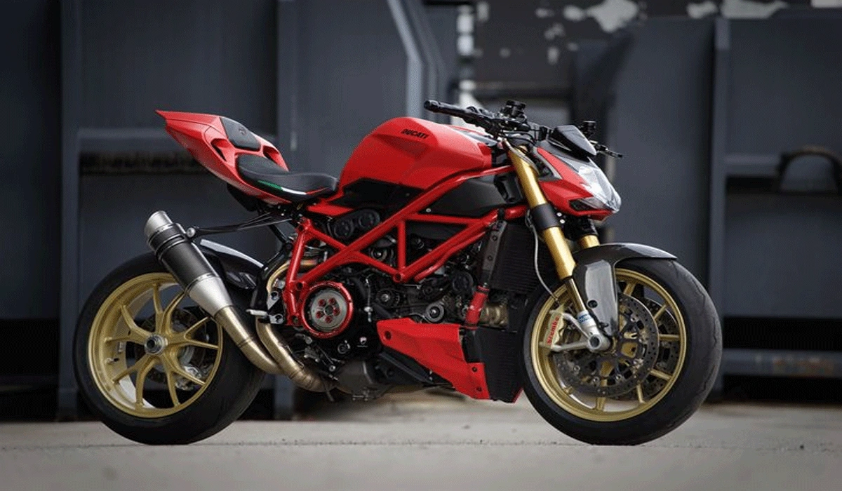 Ducati Streetfighter 848, Naked Bike Bertenaga Yang Memukau