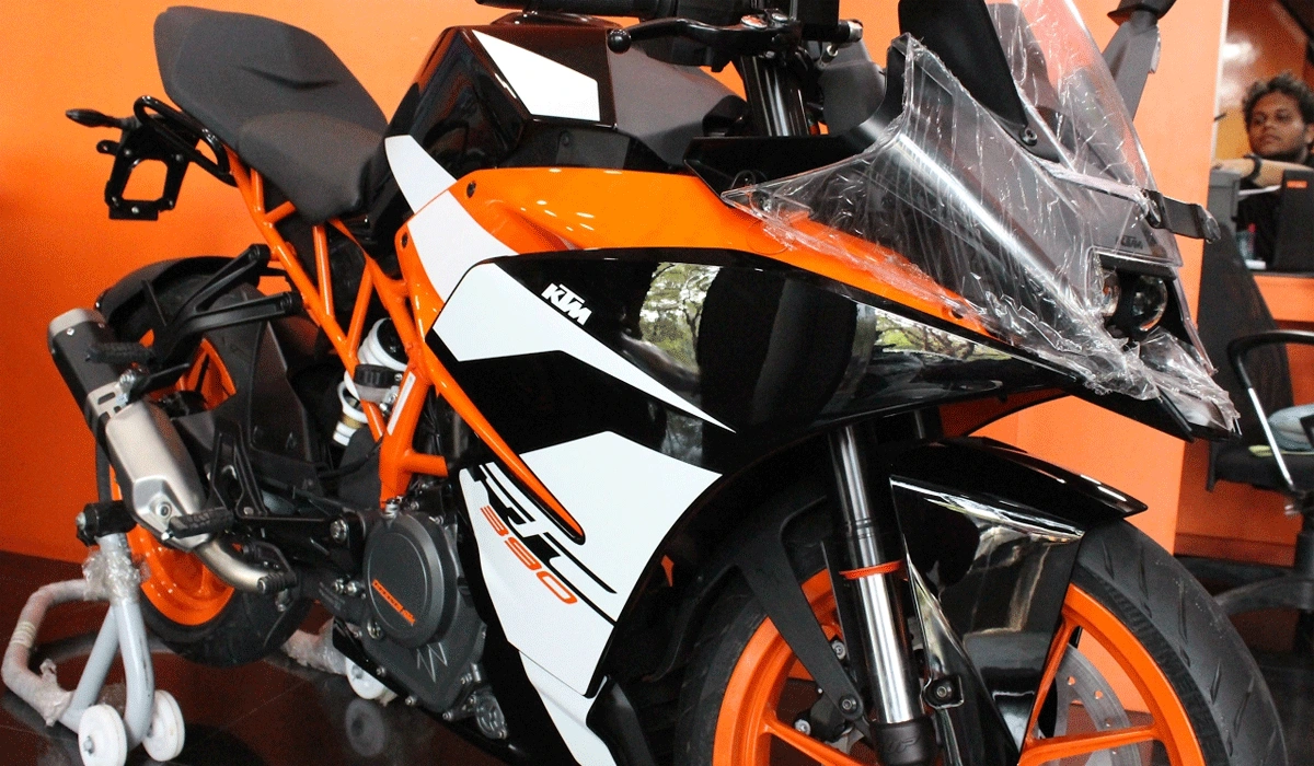 KTM RC 390: Motor Sport Ringkas Dengan Performa Maksimal