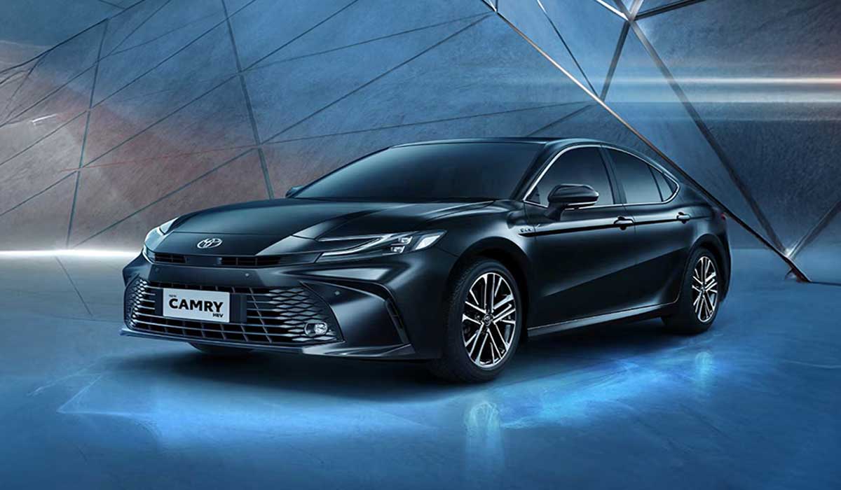 Toyota Camry, Sedan Elegan Yang Mengutamakan Kenyamanan Toyota Camry, Sedan Elegan Yang Mengutamakan Kenyamanan